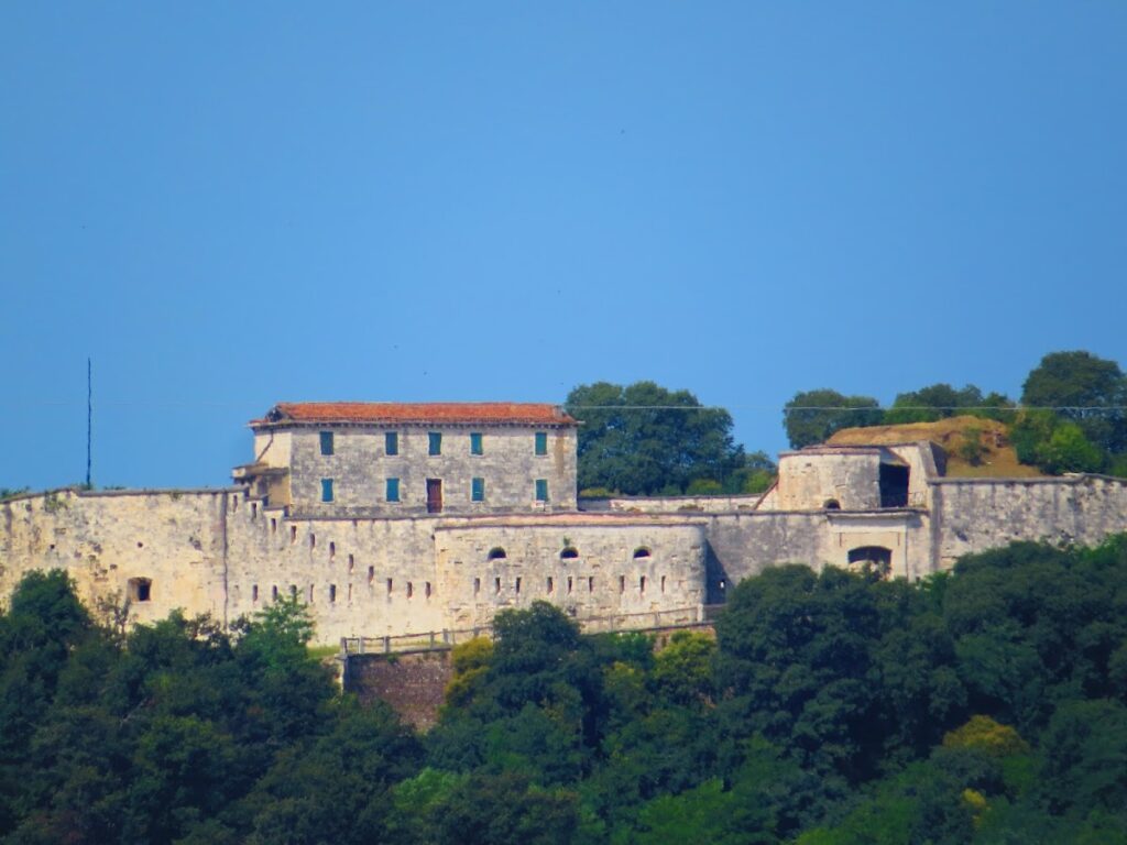 Forte Piovezzano: An Austrian Fort in the Quadrilateral Defensive System 2 Forte Piovezzano
