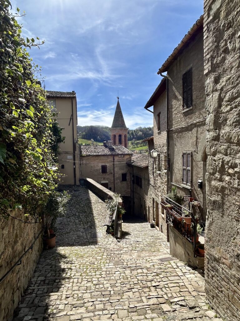 Rocca Fregoso: A Medieval and Renaissance Castle in Italy 3 Rocca Fregoso