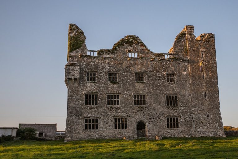 Leamaneh Castle: A Gaelic Irish Tower House and Mansion Complex