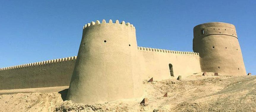 Anar Citadel: A Sasanian-Era Fortress in Iran 1 Anar Citadel