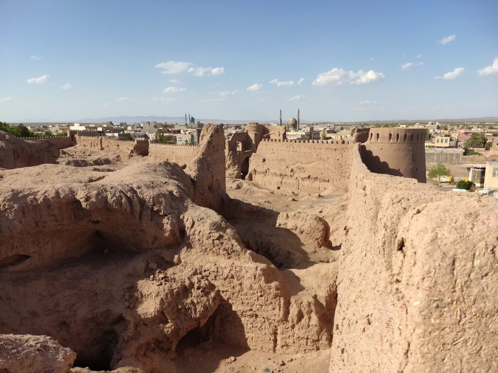 Anar Citadel: A Sasanian-Era Fortress in Iran 2 Anar Citadel