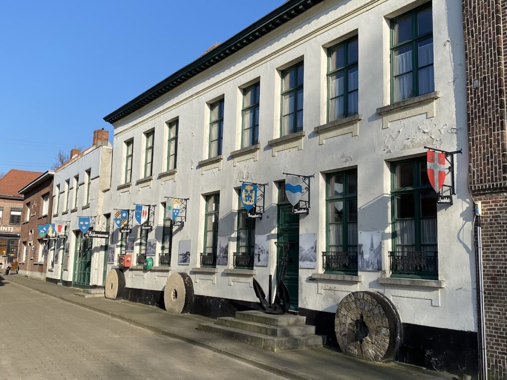 Fort Lillo: A Historic Military Fort on the Scheldt in Belgium 1 Fort Lillo