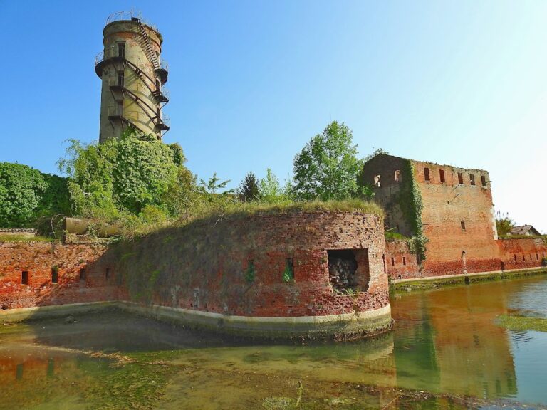 Fort Treporti: A Nineteenth-Century Coastal Artillery Fortification in Italy