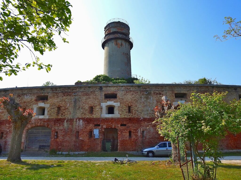 Fort Treporti: A Nineteenth-Century Coastal Artillery Fortification in Italy 2 Fort Treporti