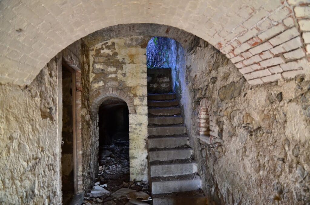 Forte Bastia: A Nineteenth-Century Fort Defending La Spezia 1 Forte Bastia