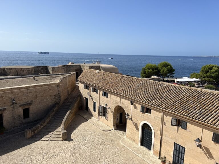 Fort San Carlos: A Coastal Defence Fort in Palma, Mallorca