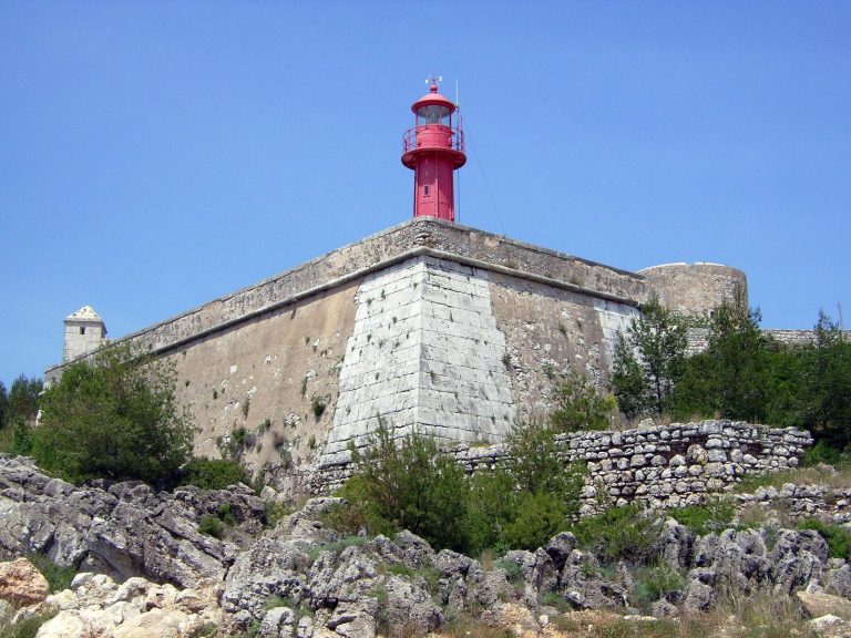 Fort of São Teodósio da Ponta do Cavalo: A Portuguese Coastal Fortification