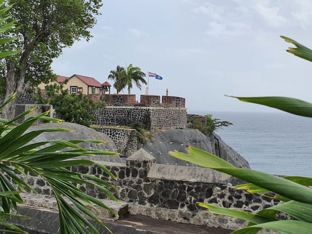 Fort Oranje: Historic Fortress of Sint Eustatius 1 Fort Oranje