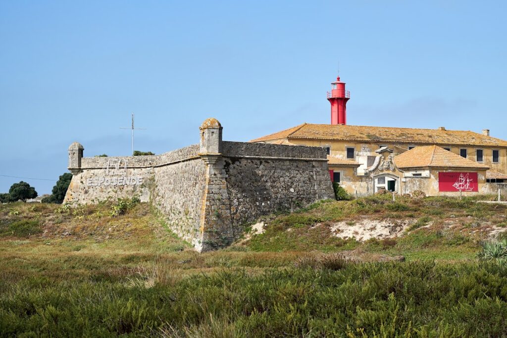 Forte de São João Baptista de Esposende: A Coastal Fort and Lighthouse in Portugal 1 Forte de São João Baptista de Esposende