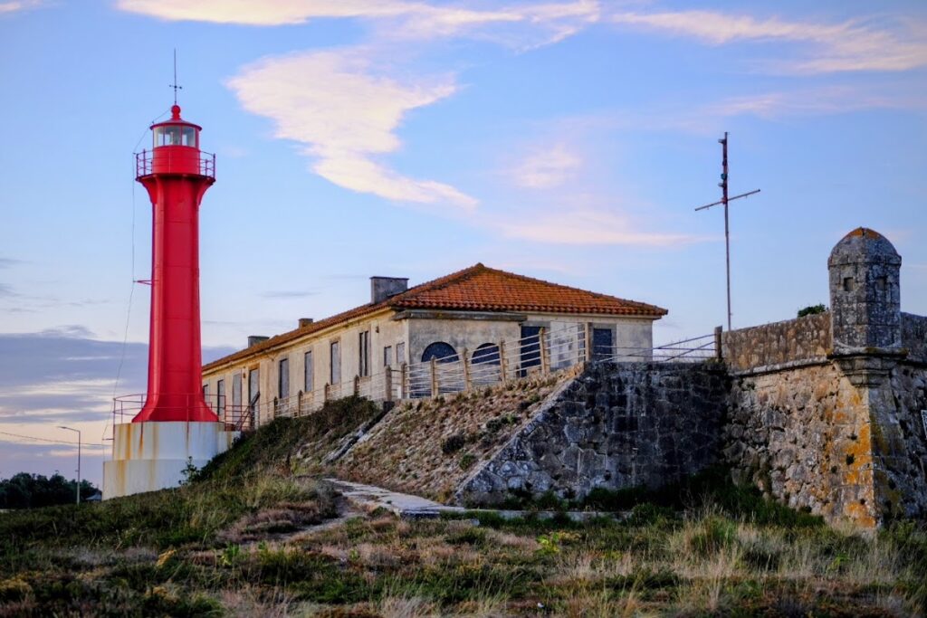 Forte de São João Baptista de Esposende: A Coastal Fort and Lighthouse in Portugal 2 Forte de São João Baptista de Esposende