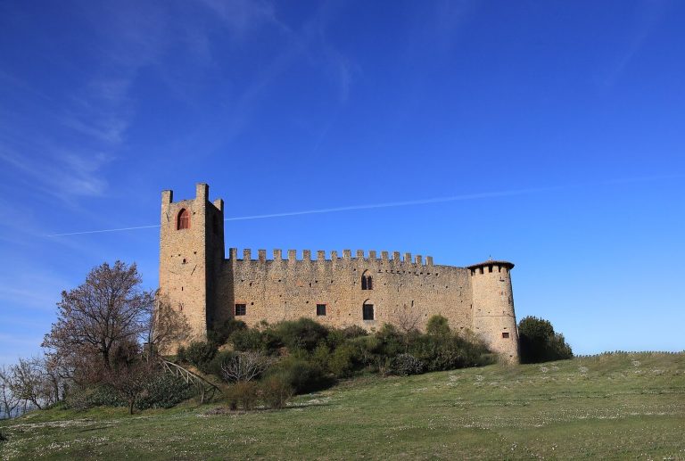 Magnano Castle: A Medieval Hilltop Fortification in Italy