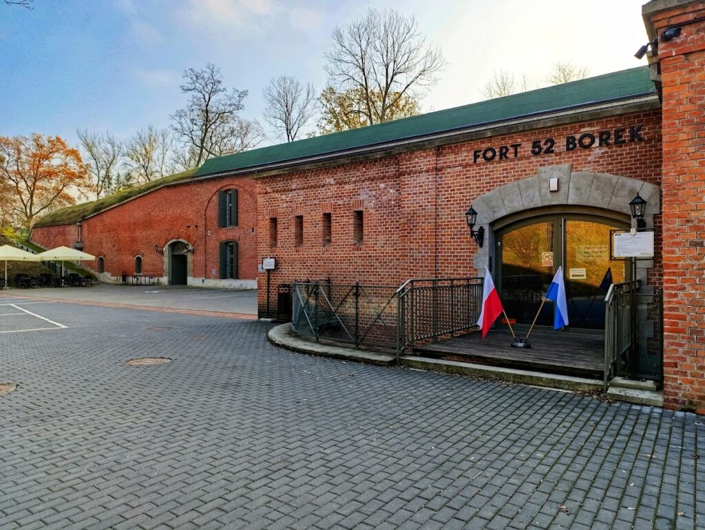 Fort 52 “Borek”: An Artillery Fort of the Kraków Fortress 3 Fort 52 "Borek"