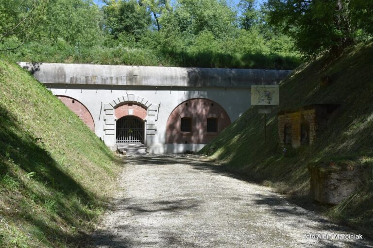 Fort 44 “Tonie”: An Austro-Hungarian Artillery Fort in Kraków