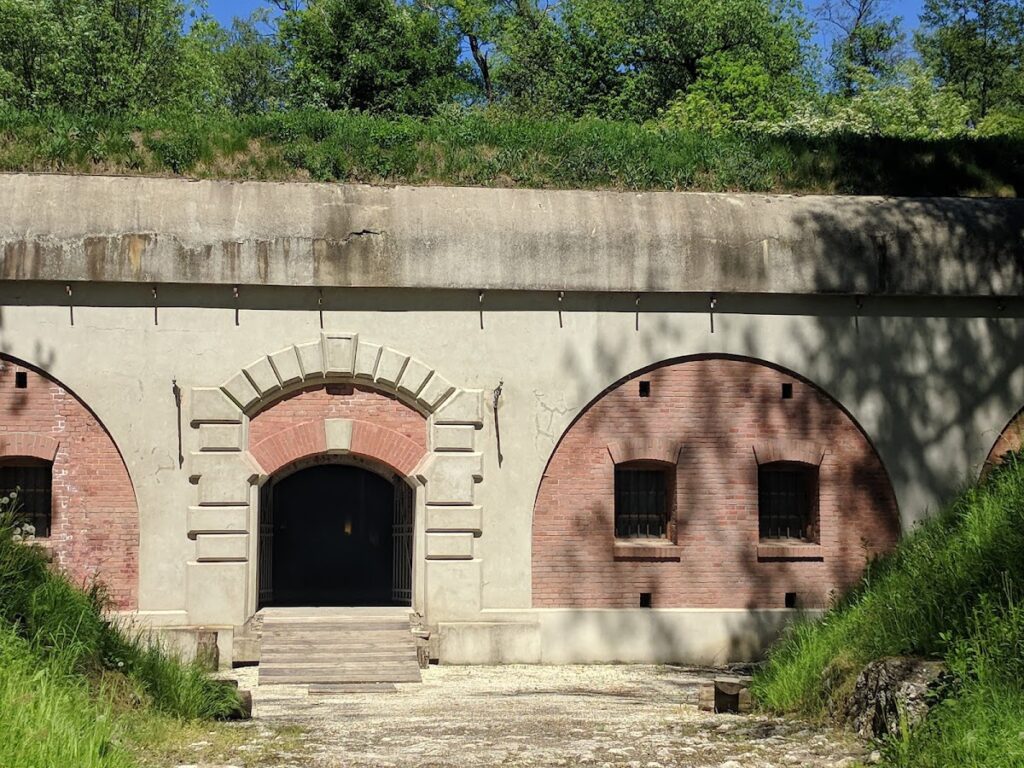 Fort 44 "Tonie": An Austro-Hungarian Artillery Fort in Kraków 3 Fort 44 "Tonie"