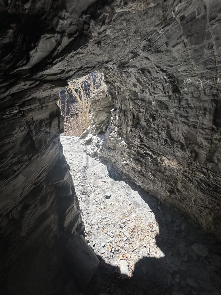 Fracstein Castle: A Medieval Valley Fortress in Switzerland 2 Fracstein Castle