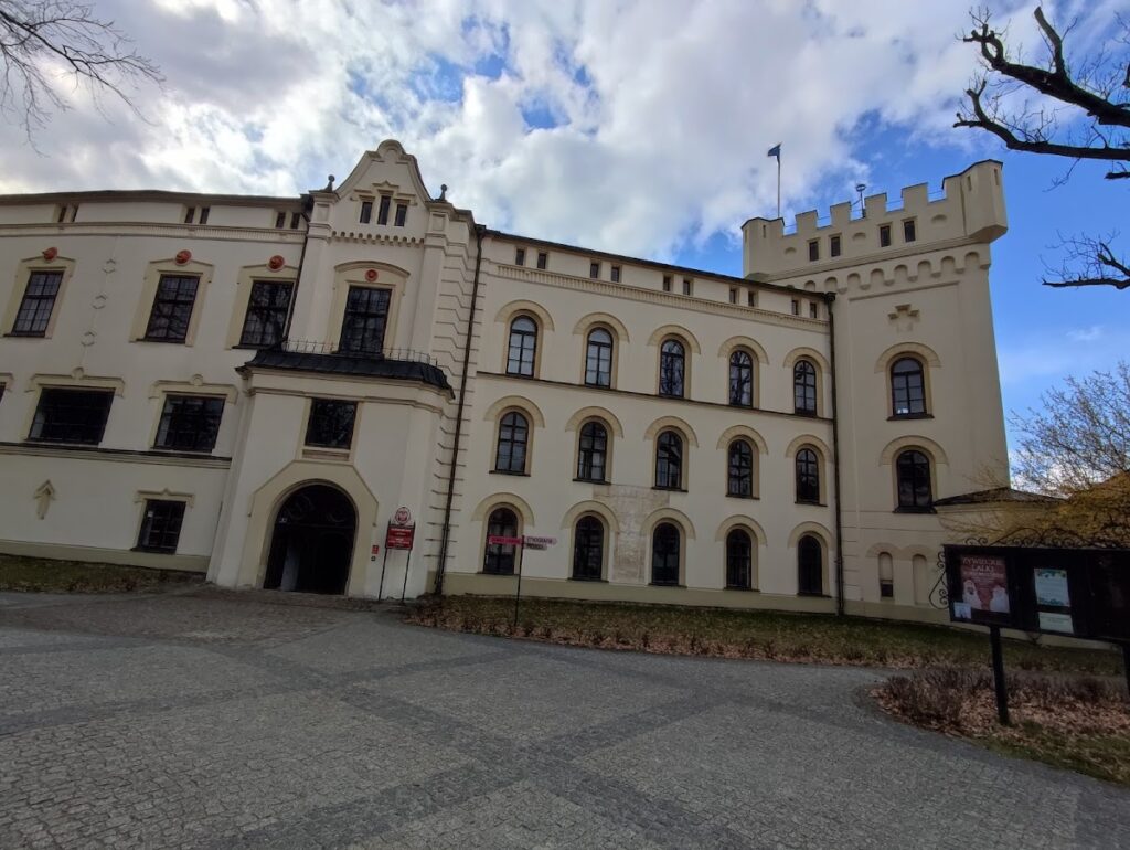 Old Castle in Żywiec: A Historic Castle Residence in Poland 1 Old Castle in Żywiec