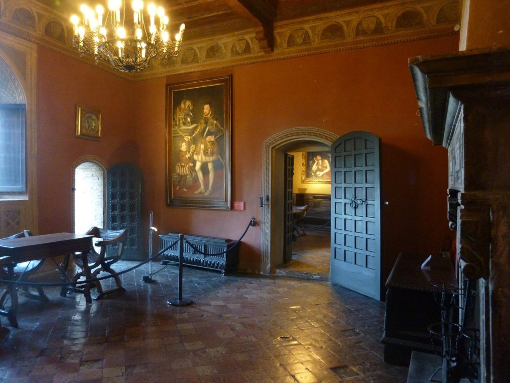 Gradara Castle: A Medieval Fortress and Walled Settlement in Italy 4 Gradara Castle