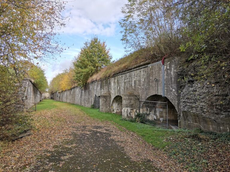Fort de Hollogne: A Brialmont-era Fort beside Liège Airport