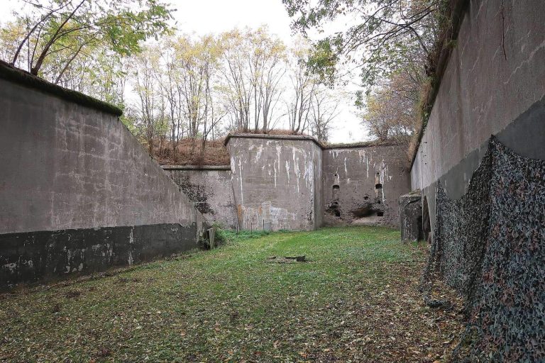 Fort de Hollogne: A Brialmont Fort of the Fortified Position of Liège