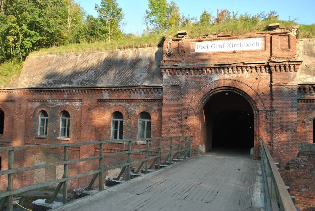 Fort III w Poznaniu: A Fort of the Poznań Fortress in Poland 1 Fort III w Poznaniu