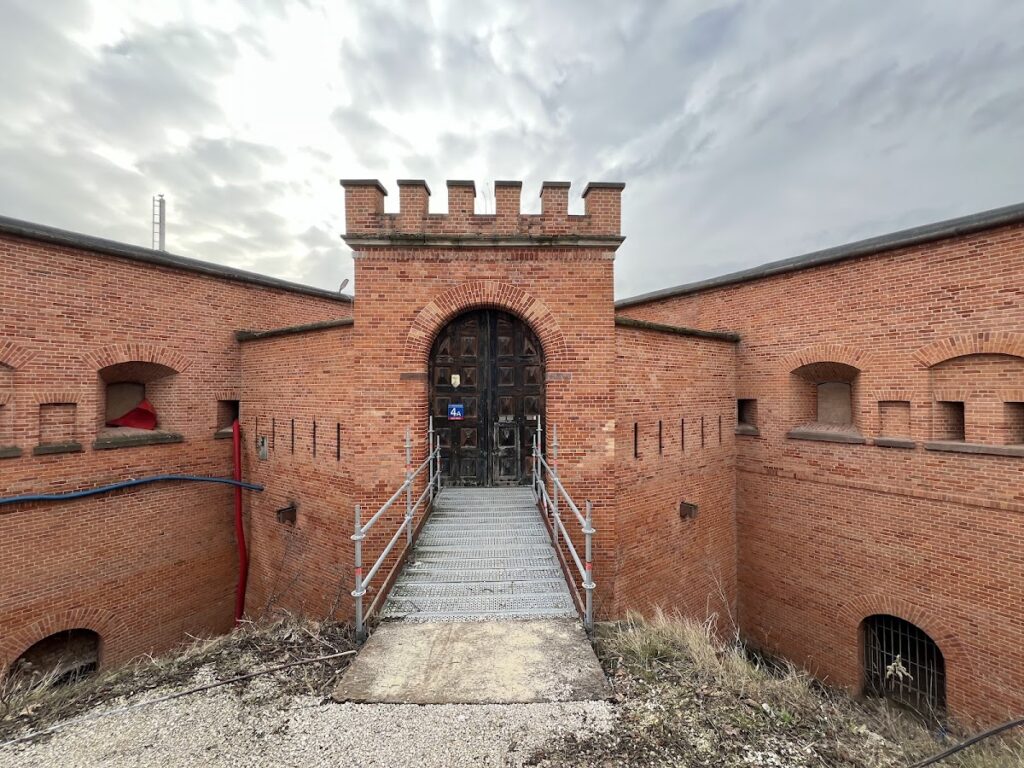 Aleksej Fort rotunda: A Forward Fortification of the Warsaw Citadel 2 Aleksej Fort rotunda