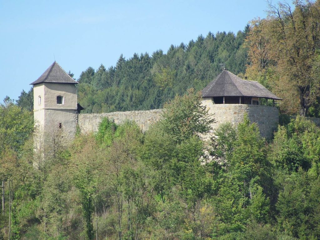 Brumov Castle: A Royal Fortress Guarding the Vlár Pass 1 Hrad Brumov