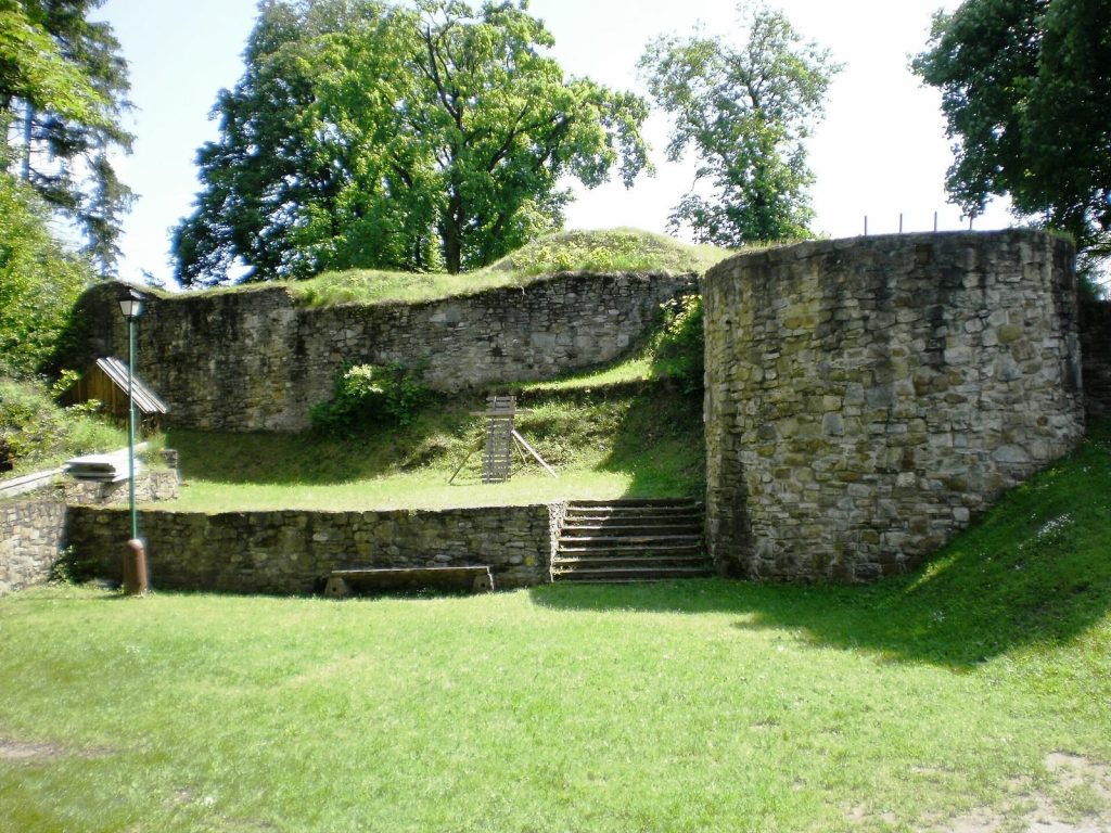 Brumov Castle: A Royal Fortress Guarding the Vlár Pass 2 Hrad Brumov