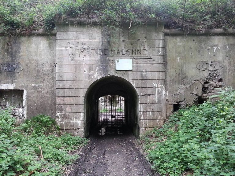 Fort de Malonne: A Nineteenth-Century Fort of Namur