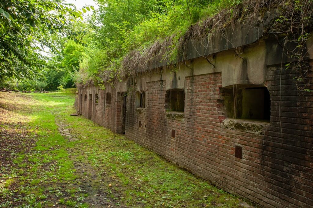 Fort W III “Łuczyce”: An Artillery Fort in Poland’s Przemyśl Fortress 1 Fort W III "Łuczyce"