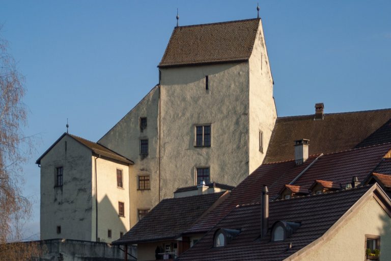 Klingnau Castle: Medieval Seat of the Klingen Family and the Bishops of Constance