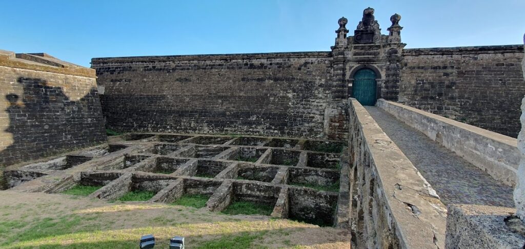 Reduto dos Dois Paus: A Portuguese Redoubt on Monte Brasil 1 Reduto dos Dois Paus