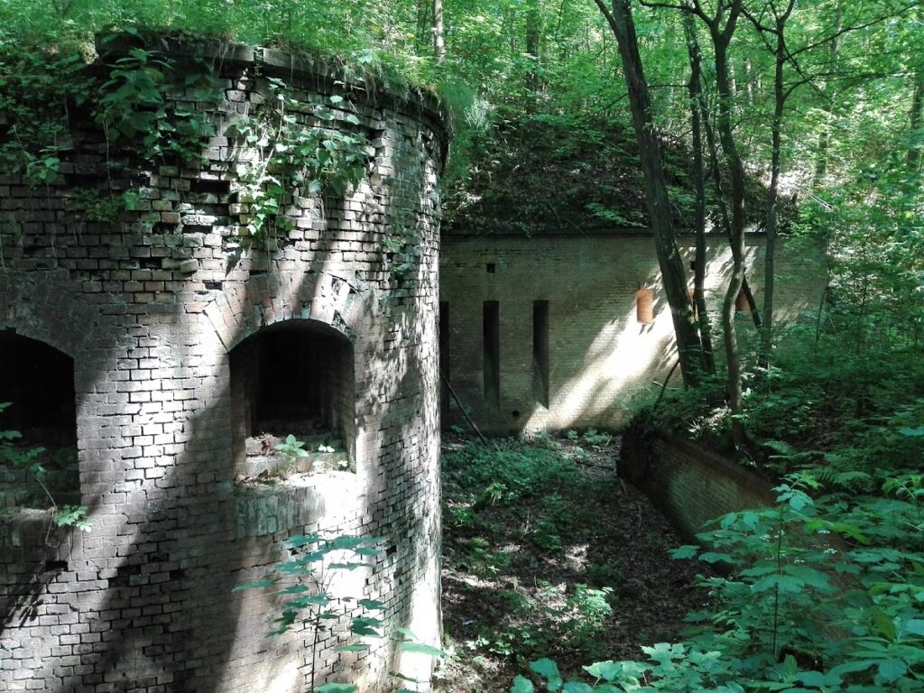 Fort Sarbinowo: An Artillery Fort of the Kostrzyn Fortress 2 Fort Sarbinowo