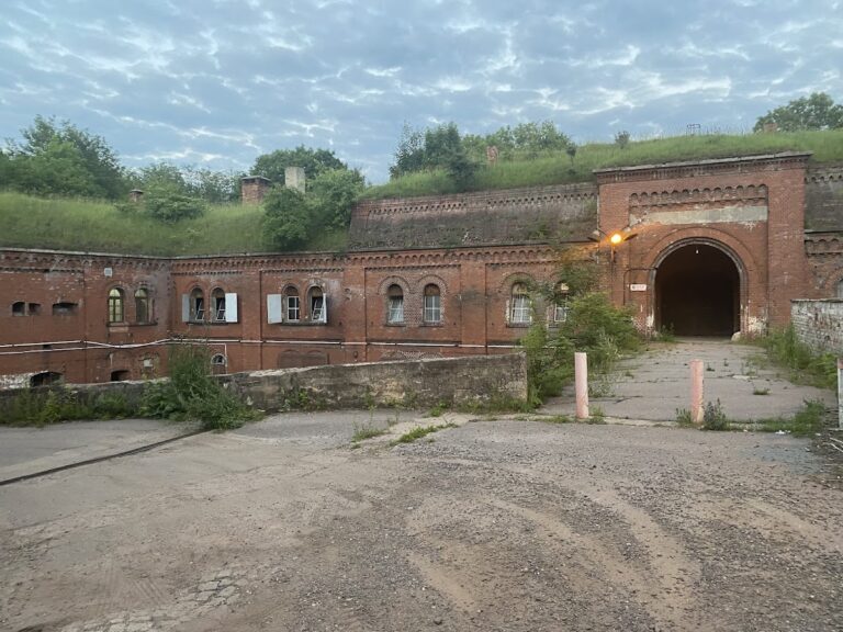 Fort II w Poznaniu: 19th-century Fortification in Poznań