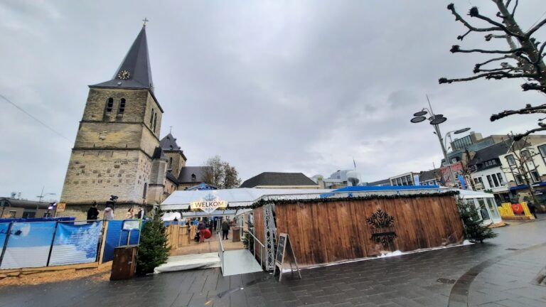 Landsfort Herle: Medieval Fortress Church in the Netherlands
