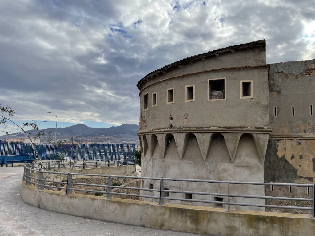 Fuerte de María Cristina: A Spanish External Fort in Melilla 1 Fuerte de María Cristina