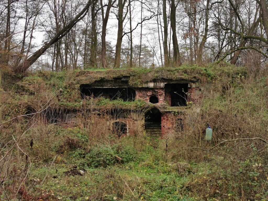 Fort 47 ½ “Sudół”: An Auxiliary Fort of Kraków Fortress 2 Fort 47 ½ "Sudół"
