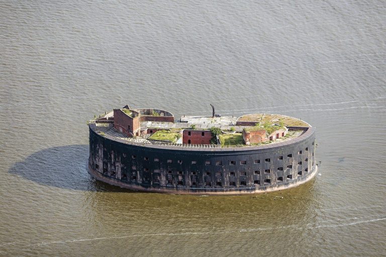 Fort Alexander I: A Maritime Fortress and Bacteriological Laboratory in Russia