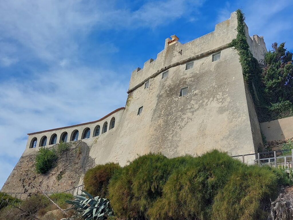 Forte de Milfontes: A Habsburg-Period Coastal Bastion Fort in Portugal 3 Forte de Milfontes