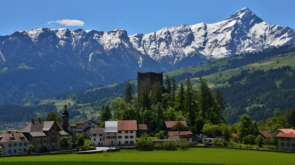 Alt-Süns Castle: A Medieval Hill Castle in Switzerland 2 Alt-Süns Castle