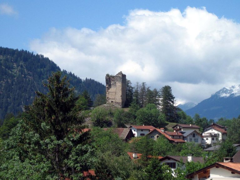 Alt-Süns Castle: A Medieval Hill Castle in Switzerland