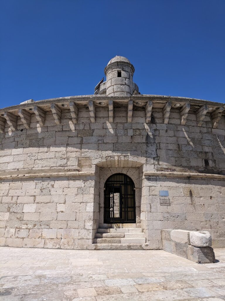 Fort of São Lourenço do Bugio: A Renaissance Fortress in Portugal 2 Fort of São Lourenço do Bugio