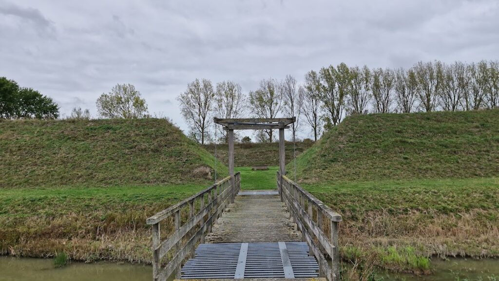 Fort Berchem: A Spanish Redoubt in the Netherlands 1 Fort Berchem