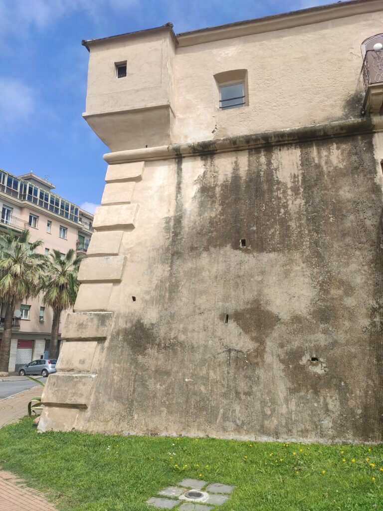Fortino di Albenga: A Genoese Coastal Defensive Fort in Italy 2 Fortino di Albenga