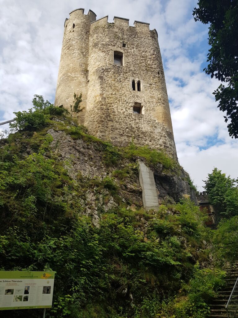 Neu-Thierstein Castle: A Medieval Seat of Authority in Switzerland 2 Neu-Thierstein Castle