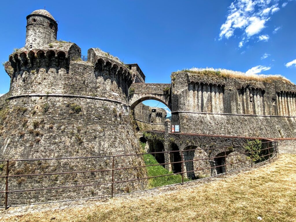 Fortezza di Sarzanello: A Renaissance Fortress Above Sarzana 3 Fortezza di Sarzanello