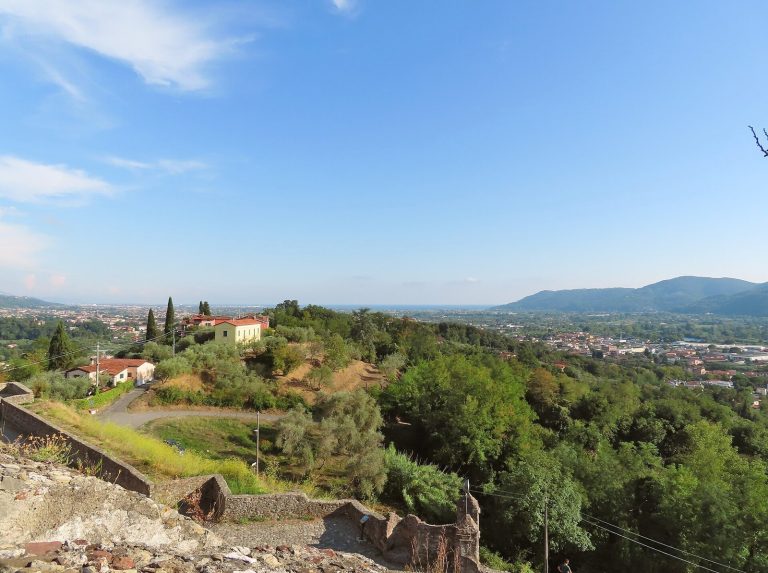 Fortezza di Sarzanello: A Renaissance Fortress Above Sarzana