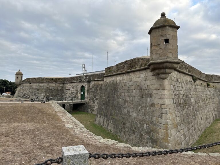 Fort of Leça de Palmeira: A Coastal Fortification in Portugal