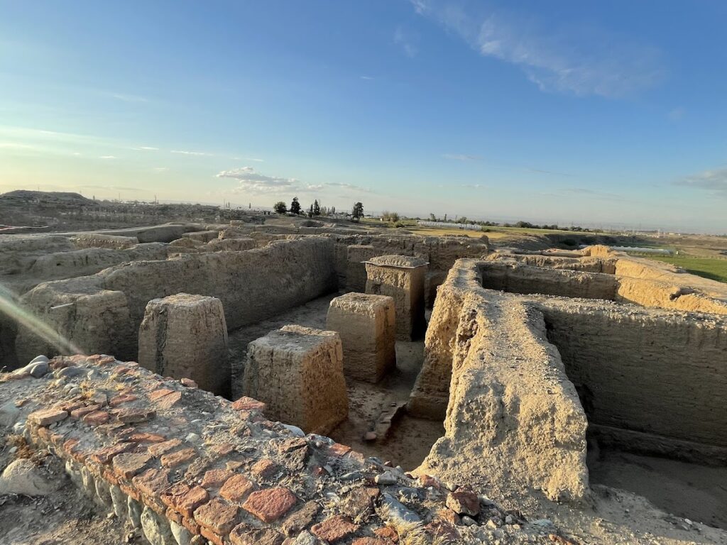 Shamkir Fortress: An Abbasid Fortress and Khazar Settlement in Azerbaijan 2 Shamkir Fortress