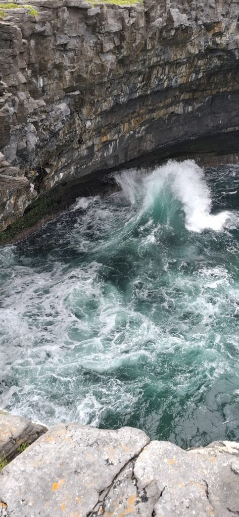 Dún Dúchathair: A Stone Promontory Fort on Inishmore, Ireland 3 Dún Dúchathair