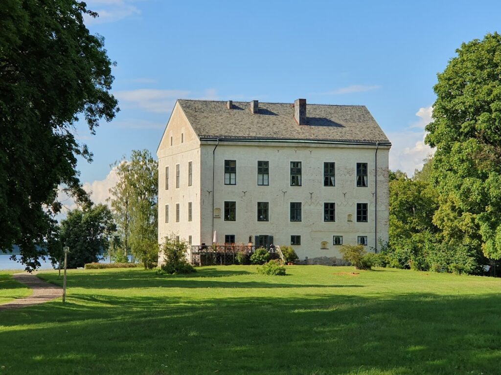 Göksholm: A Medieval Privately Owned Castle in Sweden 1 Göksholm